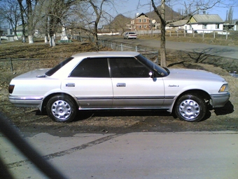 1990 Toyota Crown