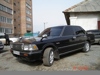 1990 Toyota Crown