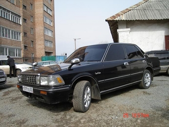 1990 Toyota Crown