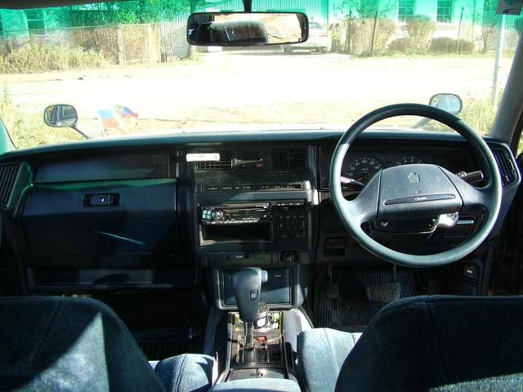 1990 Toyota Crown