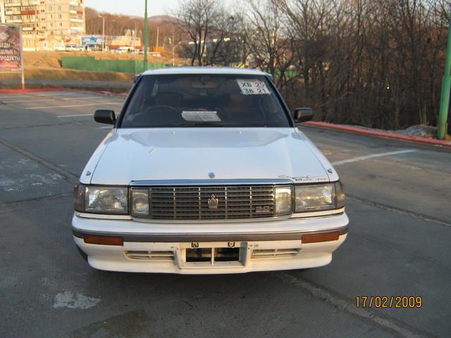 1990 Toyota Crown