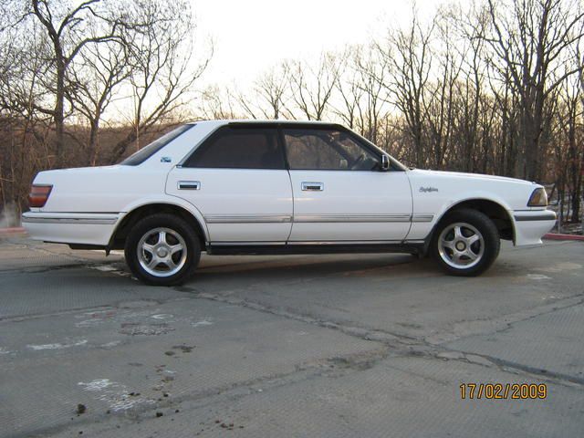1990 Toyota Crown