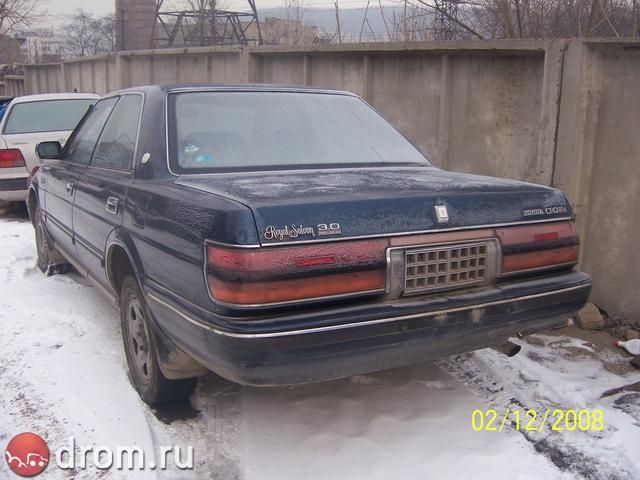 1990 Toyota Crown