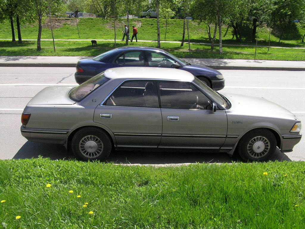 1991 Toyota Crown