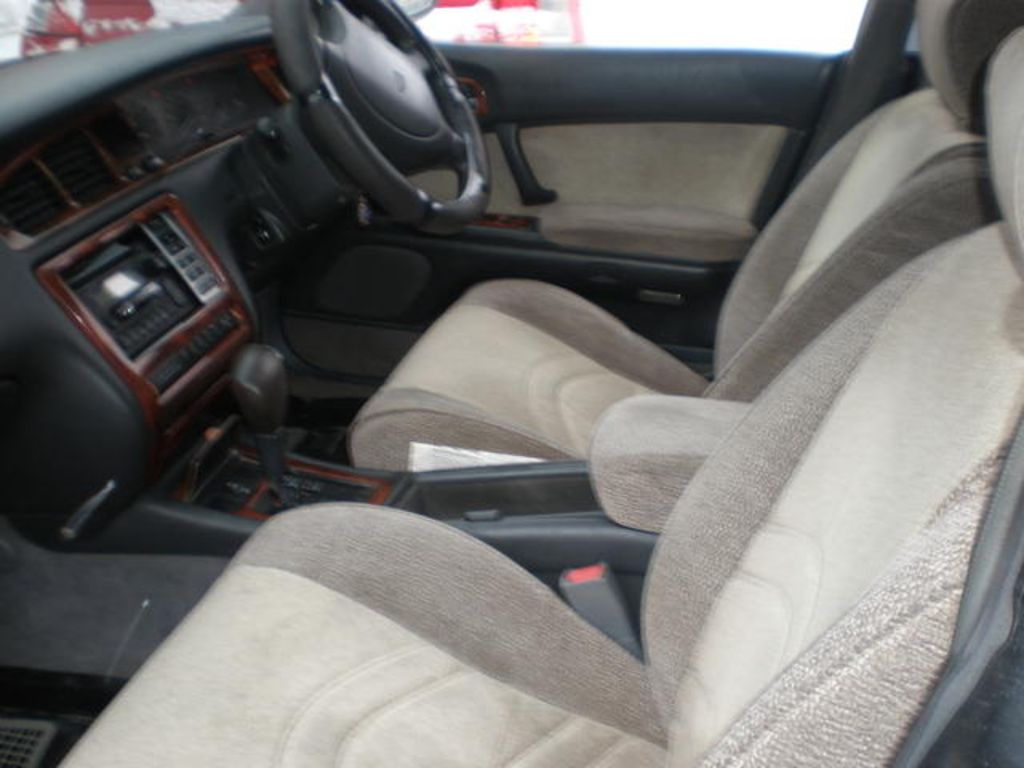 1992 Toyota Crown