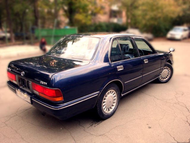 1992 Toyota Crown