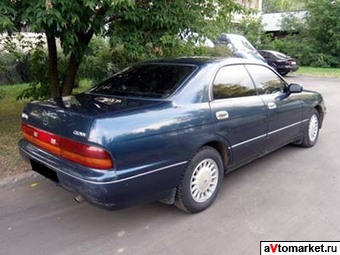 1993 Toyota Crown Images