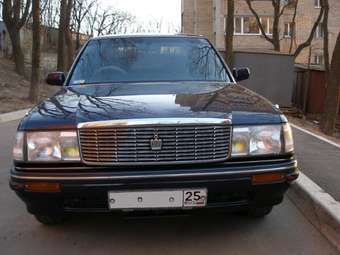 1993 Toyota Crown Pictures