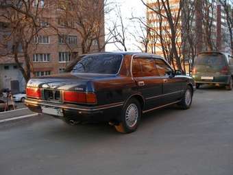 1993 Toyota Crown Pictures