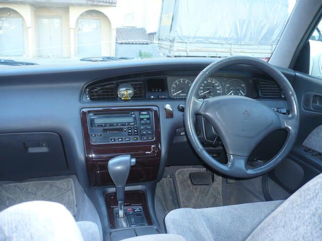 1994 Toyota Crown