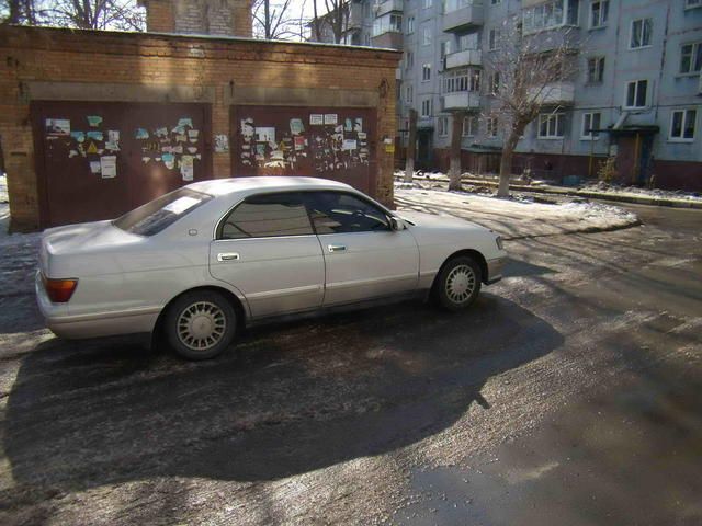 1994 Toyota Crown