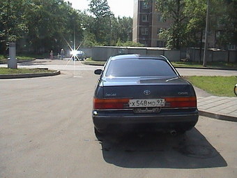 1994 Toyota Crown Pictures