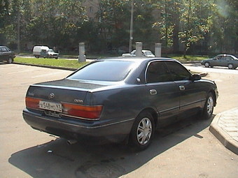 1994 Toyota Crown Pictures