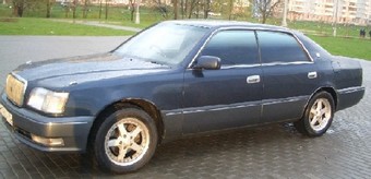1996 Toyota Crown Pics