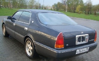 1996 Toyota Crown Pictures
