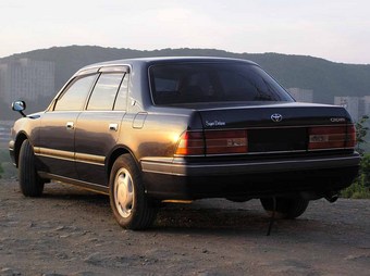 1996 Toyota Crown Pictures