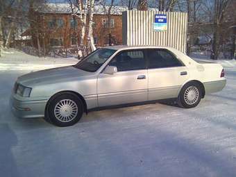 1996 Toyota Crown Wallpapers