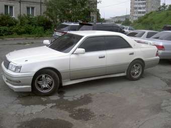 1997 Toyota Crown