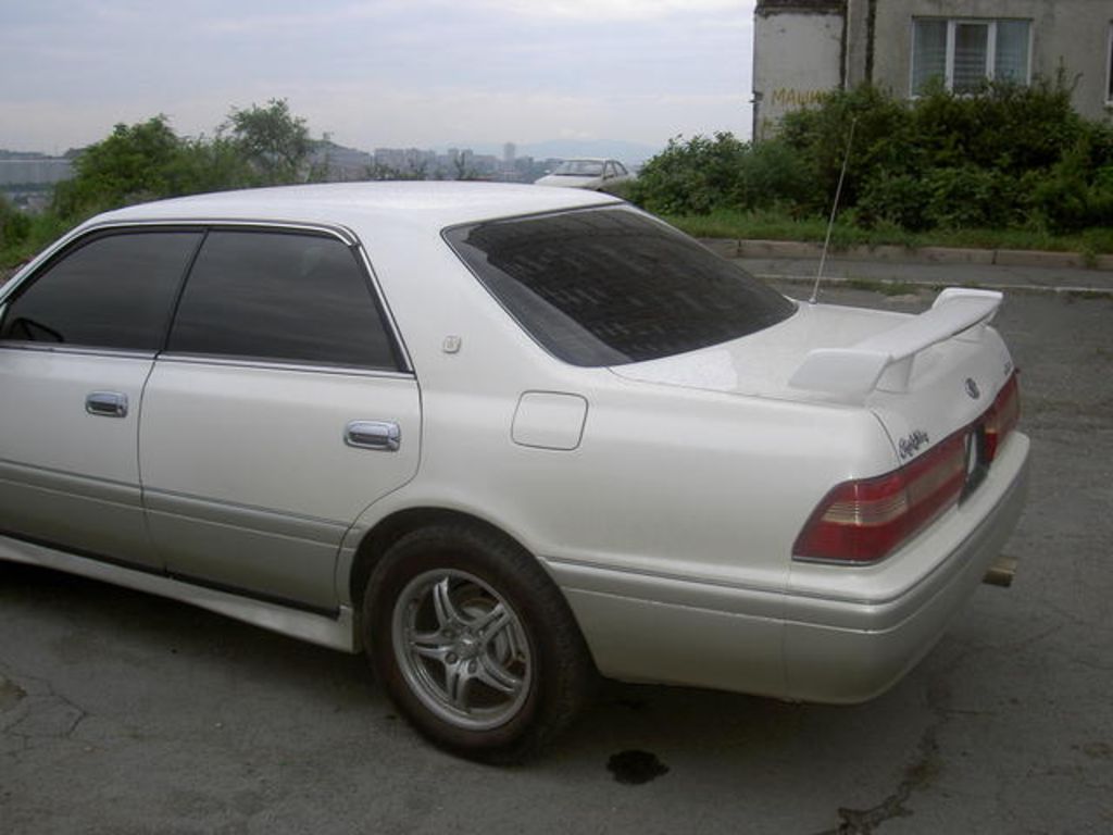 1997 Toyota Crown