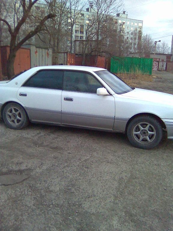 1997 Toyota Crown