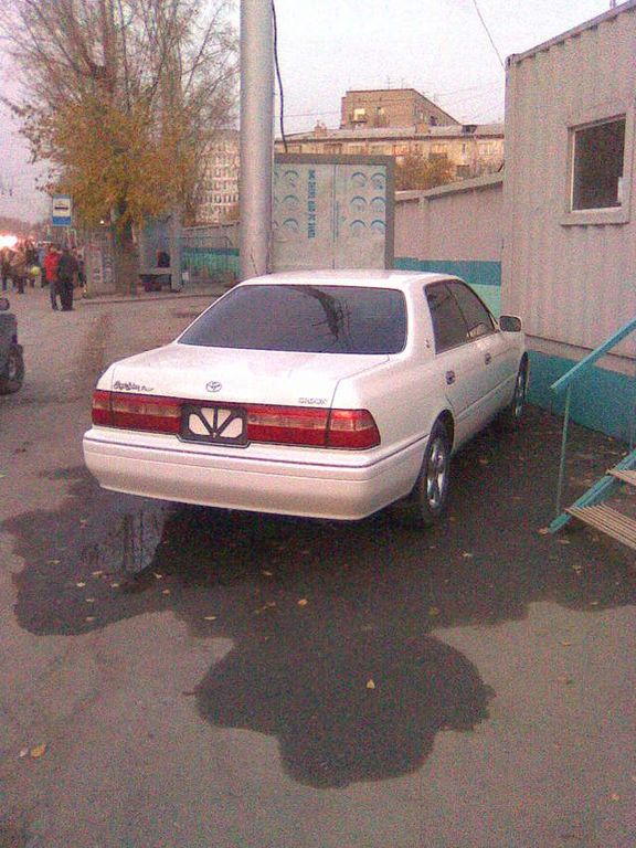 1997 Toyota Crown