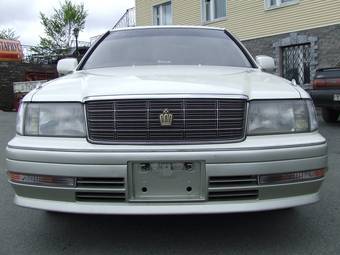 1997 Toyota Crown Images