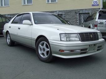 1997 Toyota Crown Pictures