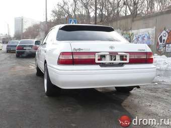 1997 Toyota Crown Pictures