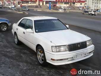 1997 Toyota Crown Images