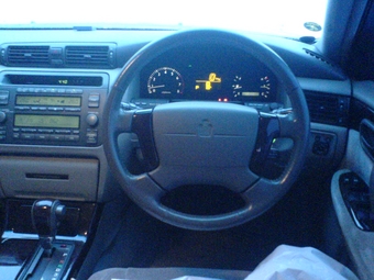 1999 Crown