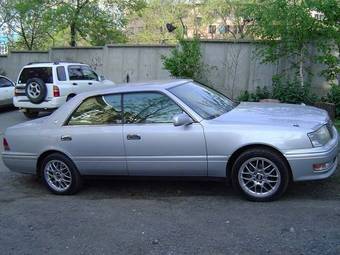 1999 Crown