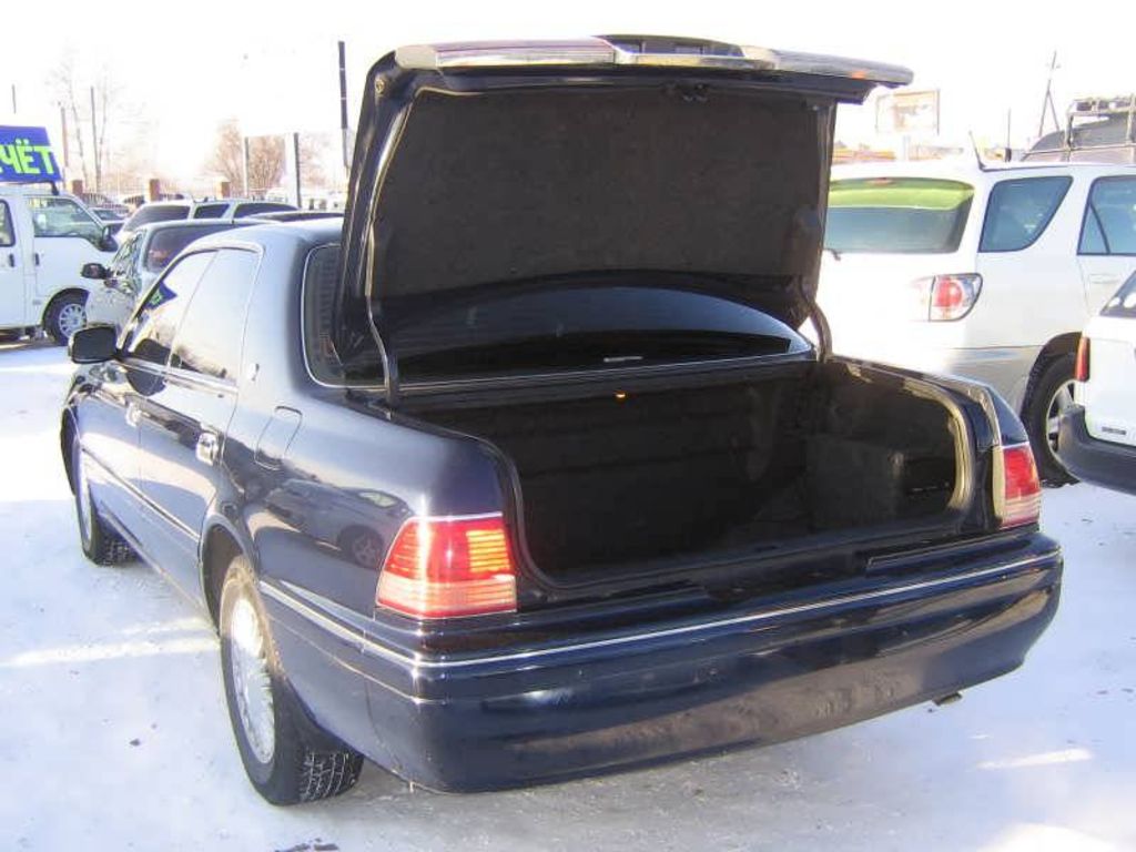 1999 Toyota Crown
