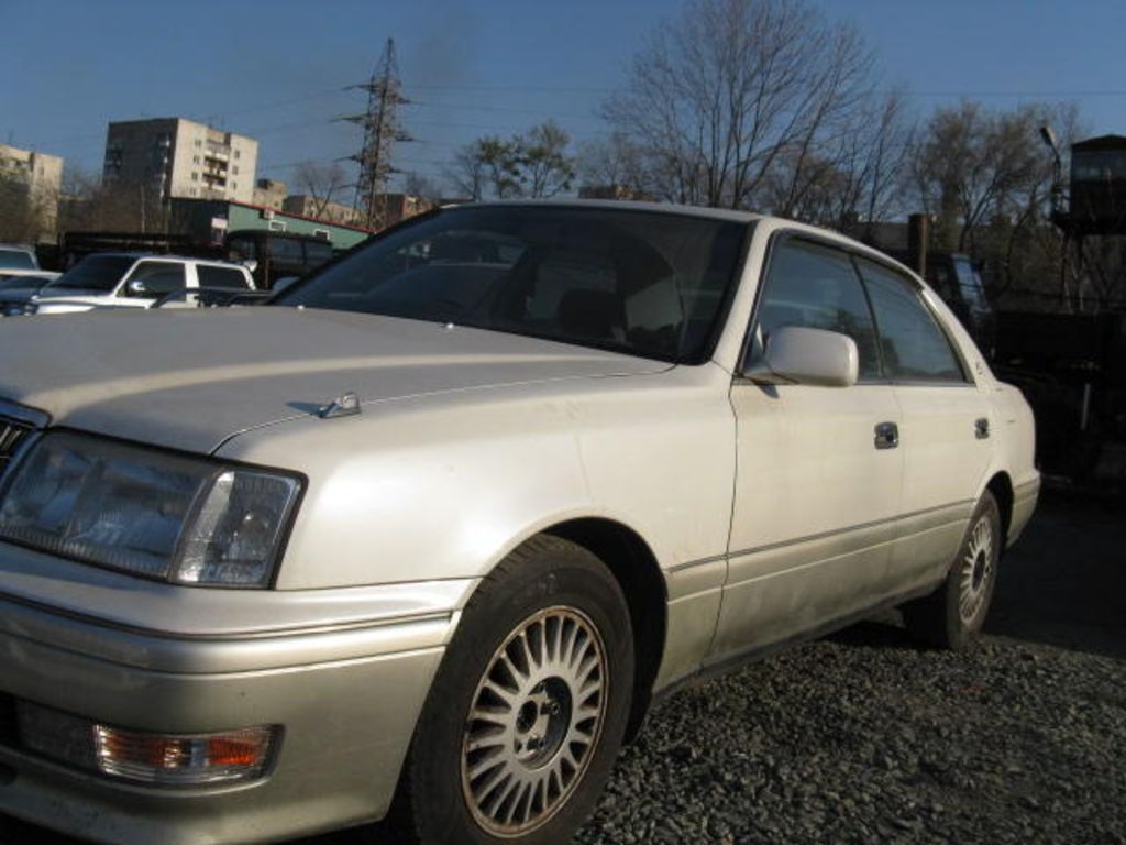 1999 Toyota Crown