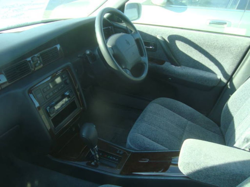 1999 Toyota Crown