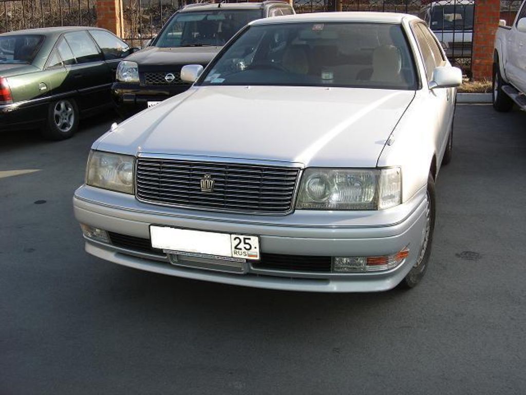 1999 Toyota Crown