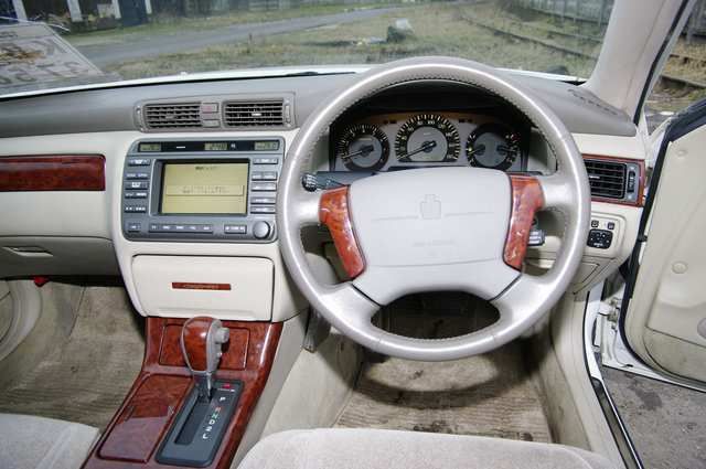 1999 Toyota Crown