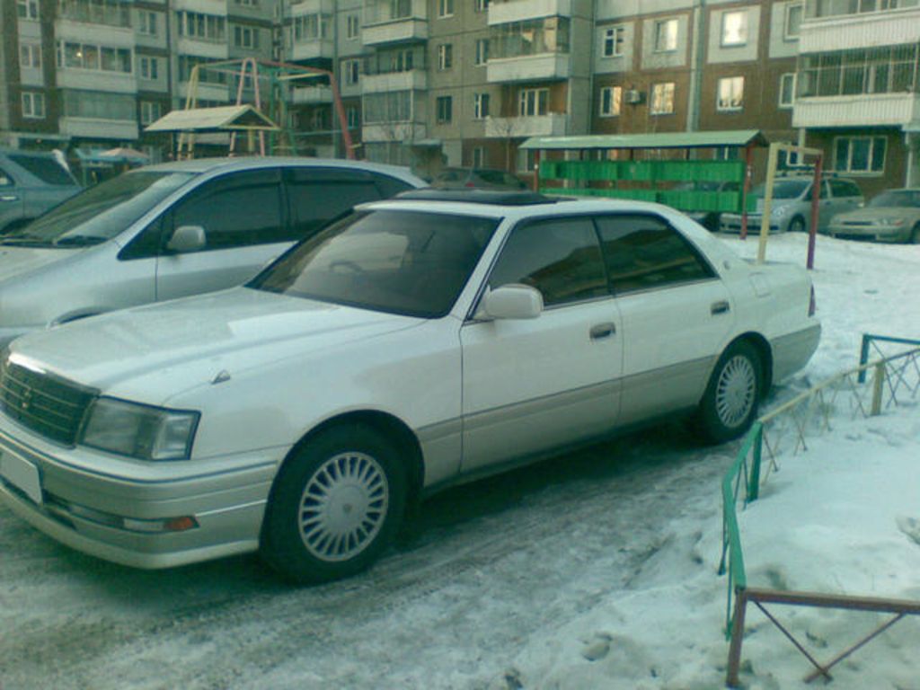 1999 Toyota Crown