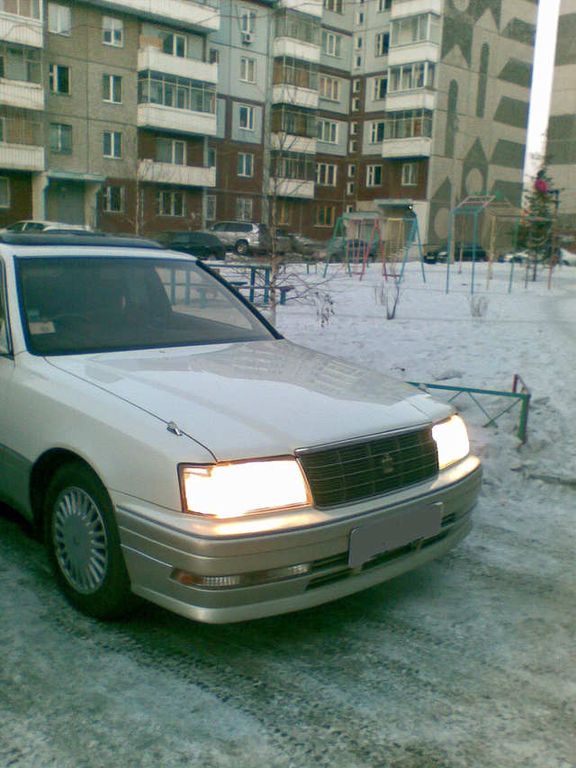 1999 Toyota Crown