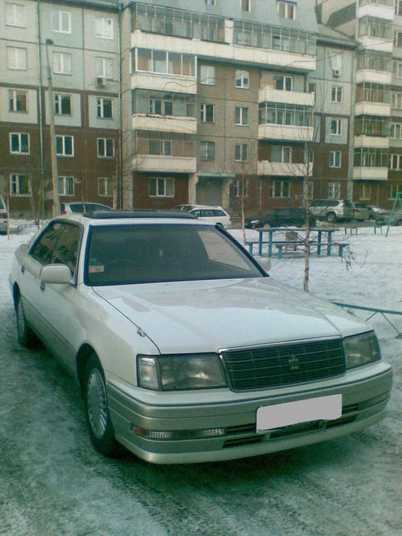 1999 Toyota Crown