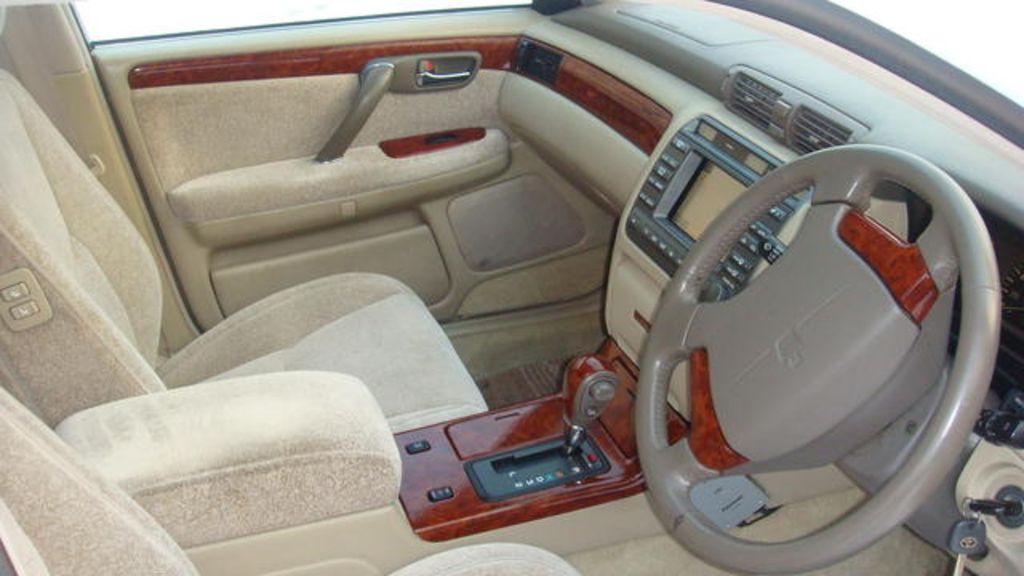 1999 Toyota Crown