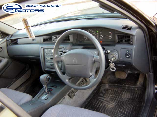 1999 Toyota Crown For Sale