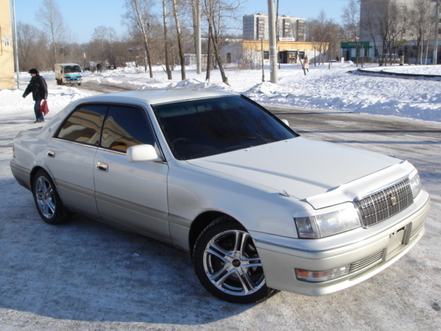 1999 Toyota Crown