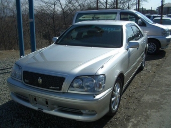 2000 Toyota Crown