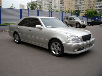 2000 Toyota Crown
