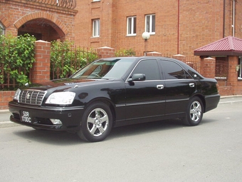 2000 Toyota Crown