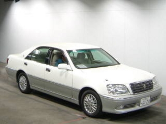 2000 Toyota Crown