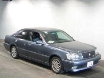 2000 Toyota Crown