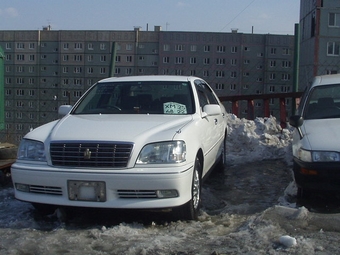 2000 Toyota Crown