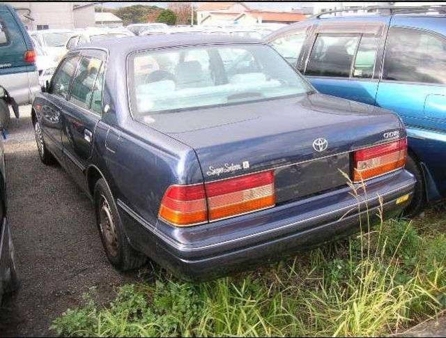 2000 Toyota Crown