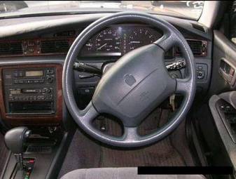 2000 Crown